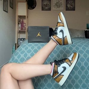 Nike Air Jordan 1 mid “wear away” Y SIZE 5 FITS FOR TRUE TO SIZE WOMEN SIZE 6.5!